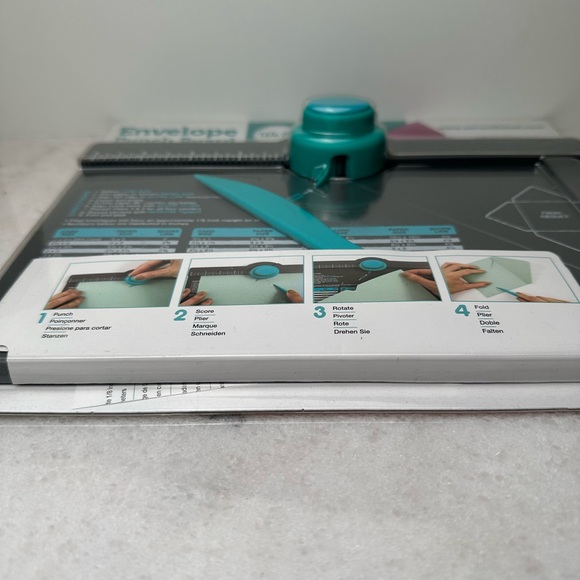 We R Memory Keepers Envelope Punch Board - Picture 10 of 11